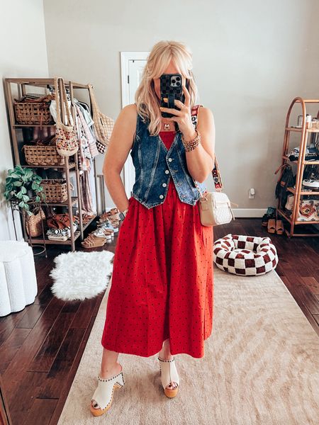 Let’s get dressed for church! 
This dress is perfect for all the things! It’s cute enough for church, to dress down for Memorial Day and the 4th + style with western black boots for a concert! Also I love it with a vest!! 
Dress M
Vest M
Sandals TTS 
✨Watchband save with code MANDIE


#LTKStyleTip #LTKOver40 #LTKFindsUnder50