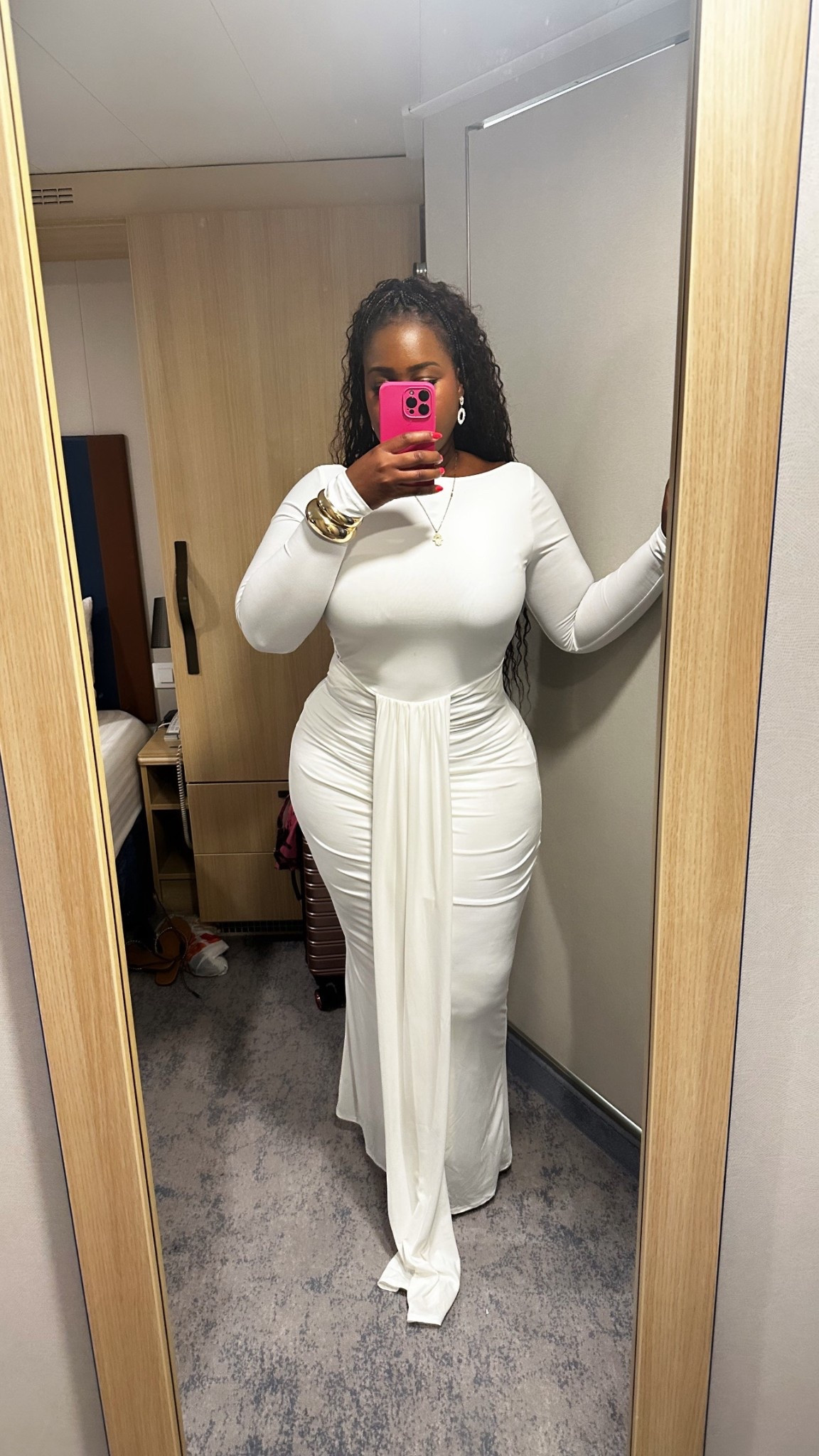 Hey my loves 🤍🤍. Just got back from my cruise and if you've cruised before, you know they love to do a ALL WHITE NIGHT! I NEVER wear white but this dress definitely got me together 😩🩷. She is called "Eloise Boat Neck Maxi Dress" on Fashion Nova and goes for $50 but I found you ladies some great alternative.

#LTKPlusSize #LTKFindsUnder50 #LTKMidsize