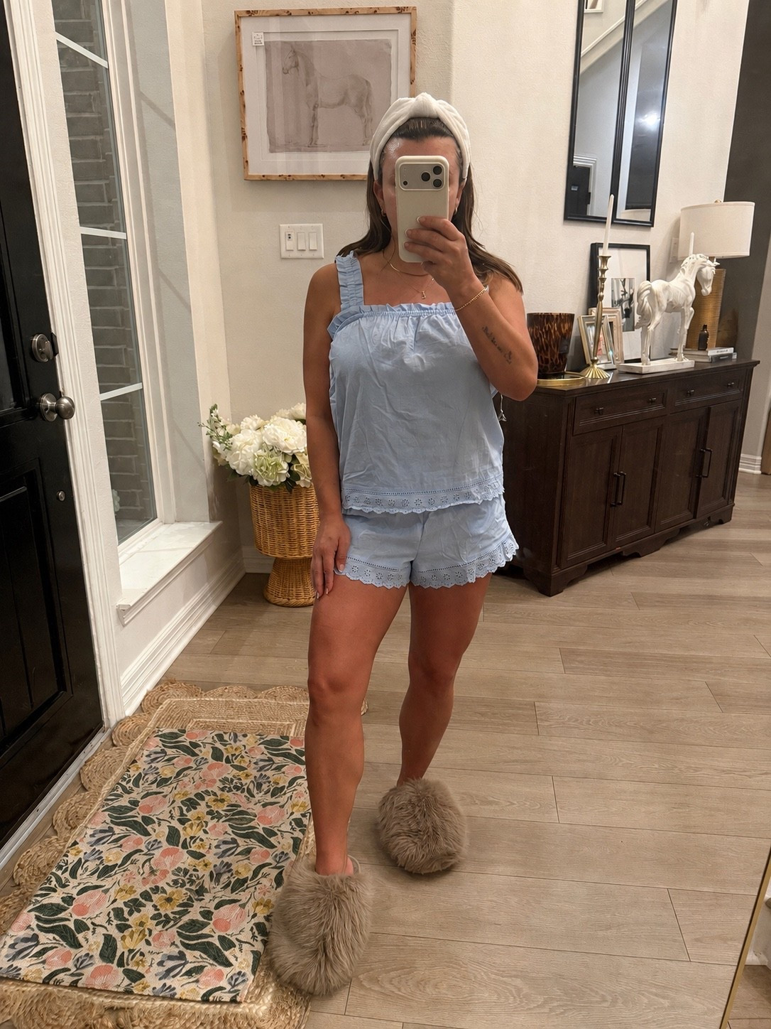 Wearing an XS in all, loving these comfy @Target looks! I’m 5’0 for reference.

#LTKootd #LTKgrwm #LTKdayinmylife