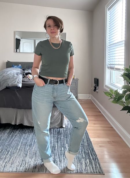 Never thought boyfriend jeans will be flattering on me. But here we are… trying this style #boyfriendjeans #jeans 

#LTKSeasonal #LTKmidsize #LTKfindsunder100