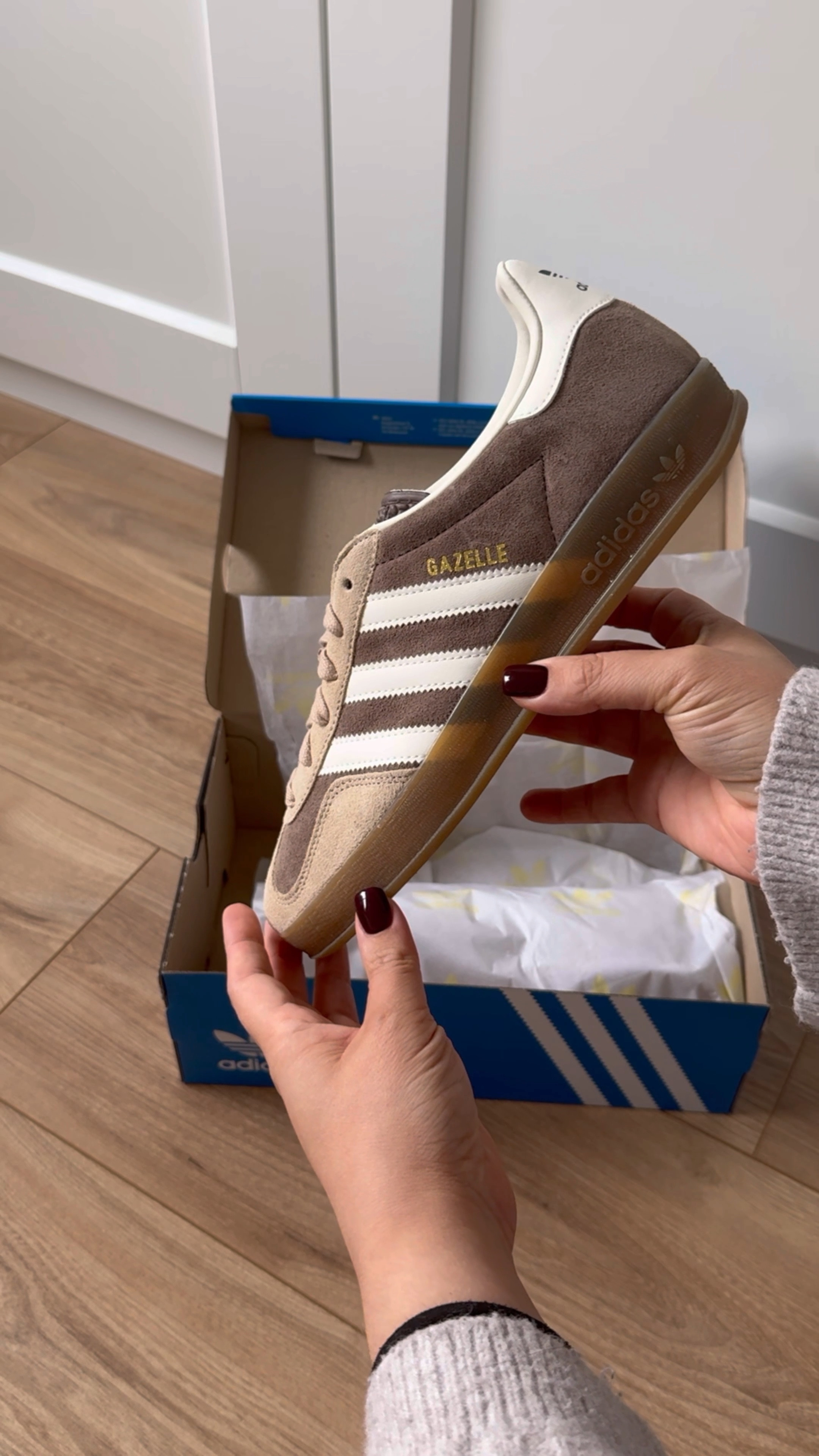 ADIDAS GAZELLES 😍🍂🤎

#FashionMonth #LTKeurope #LTKautumn