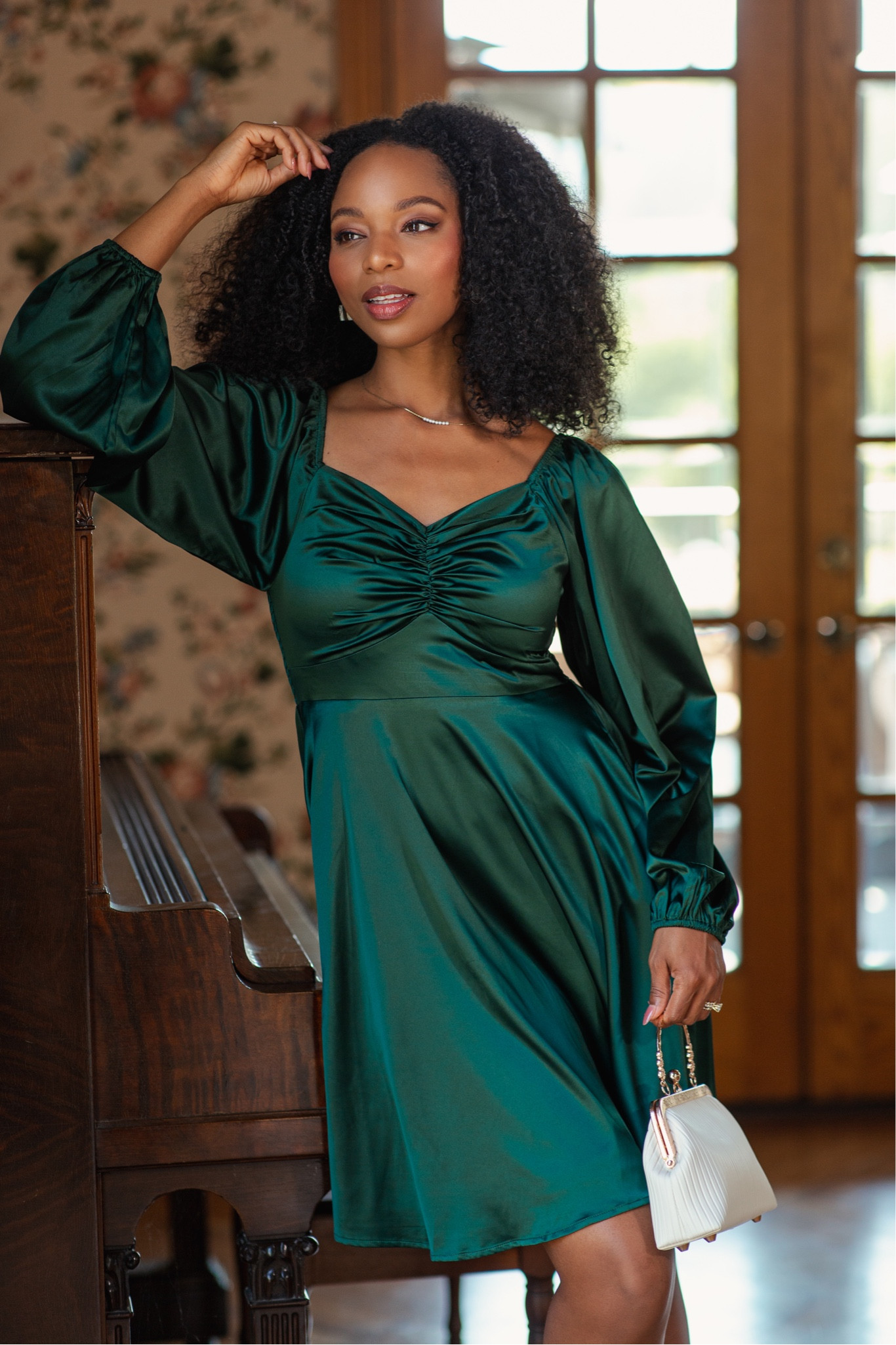 The perfect holiday dress. Green satin midi dress that’s bump friendly and postpartum friendly💚

#LTKBump #LTKHoliday