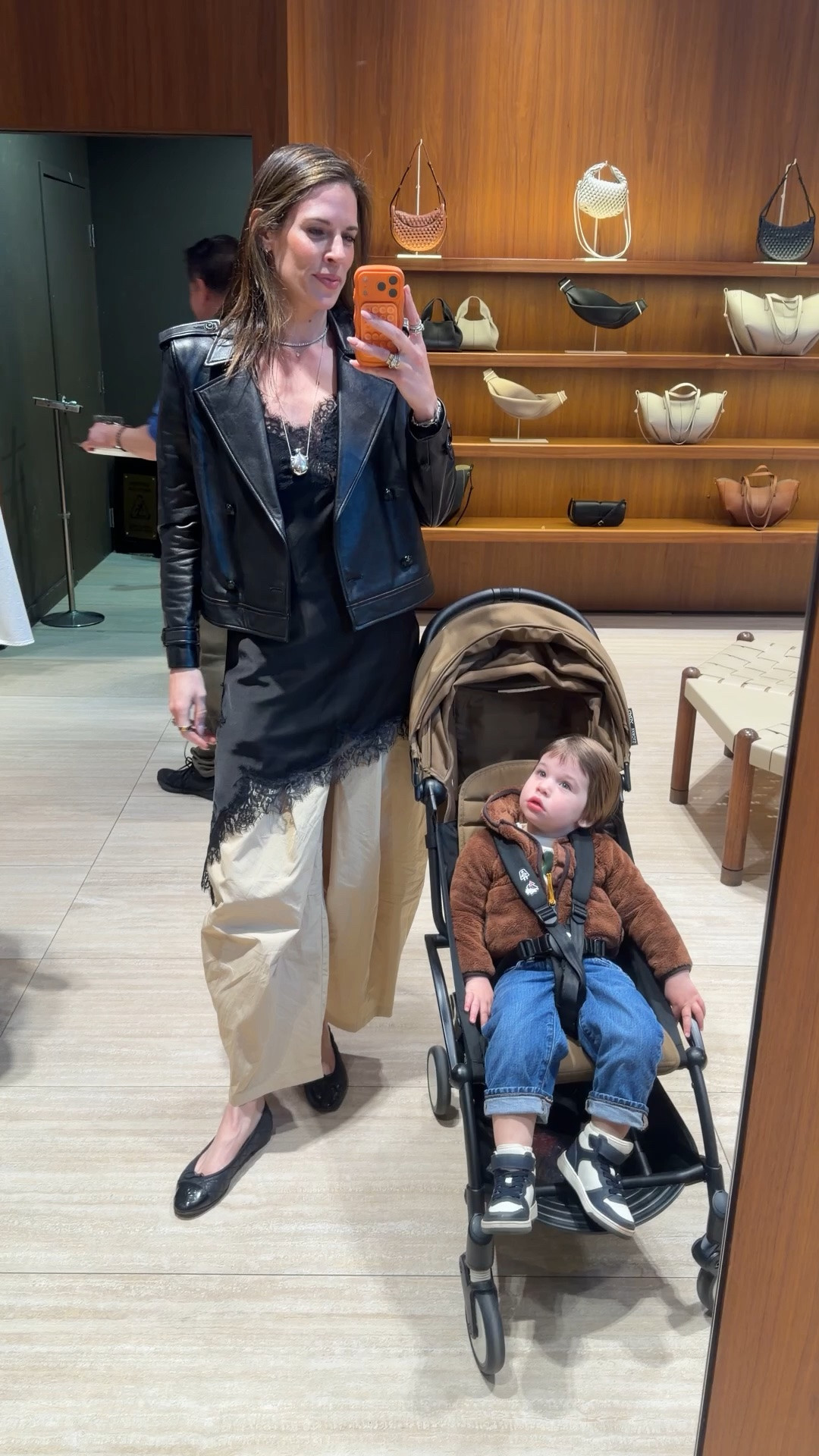 Easy little mom outfit but make it interesting

#LTKmomlife #LTKootd #LTKdayinmylife