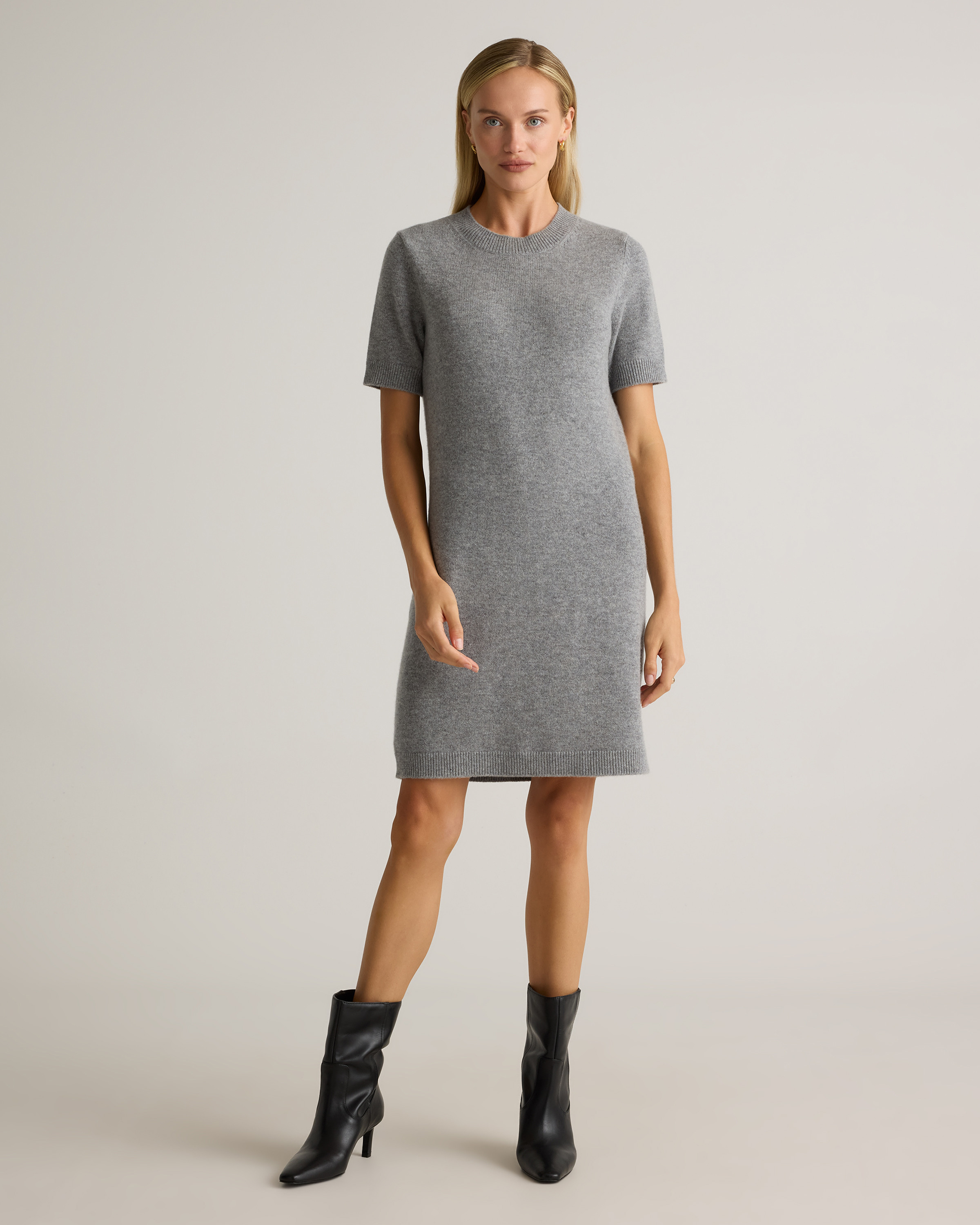 Quince | Women's Mongolian Cashmere Short Sleeve Mini Dress in Heather Grey, Size Small | Quince