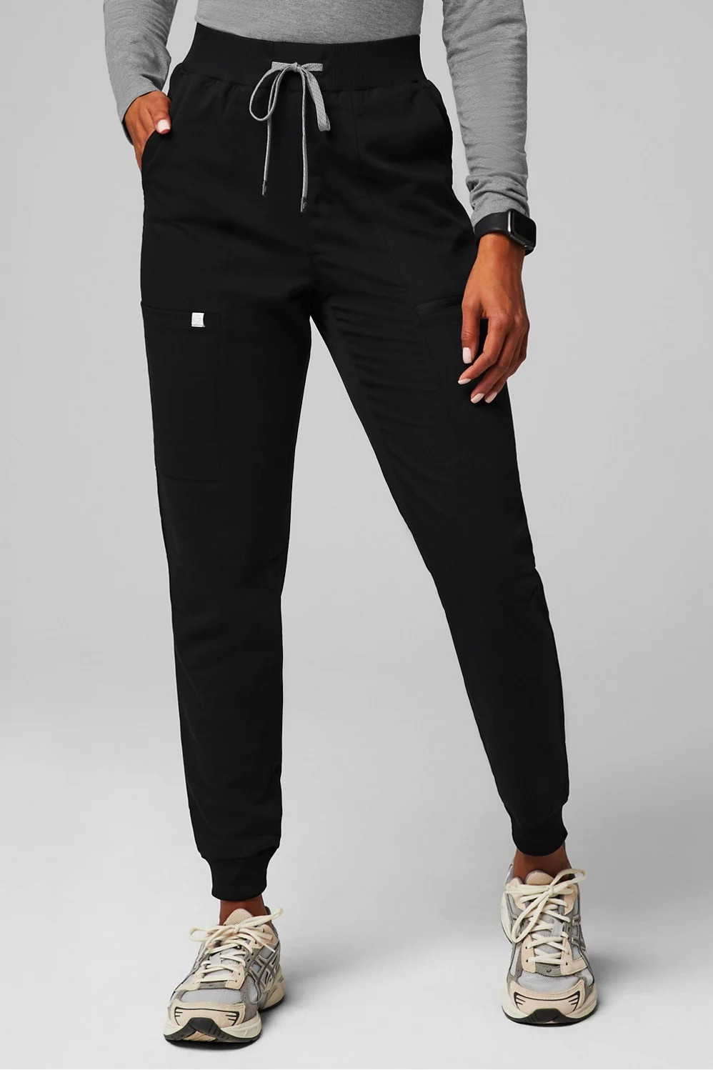 High-Rise On-Call Scrub Jogger | Fabletics