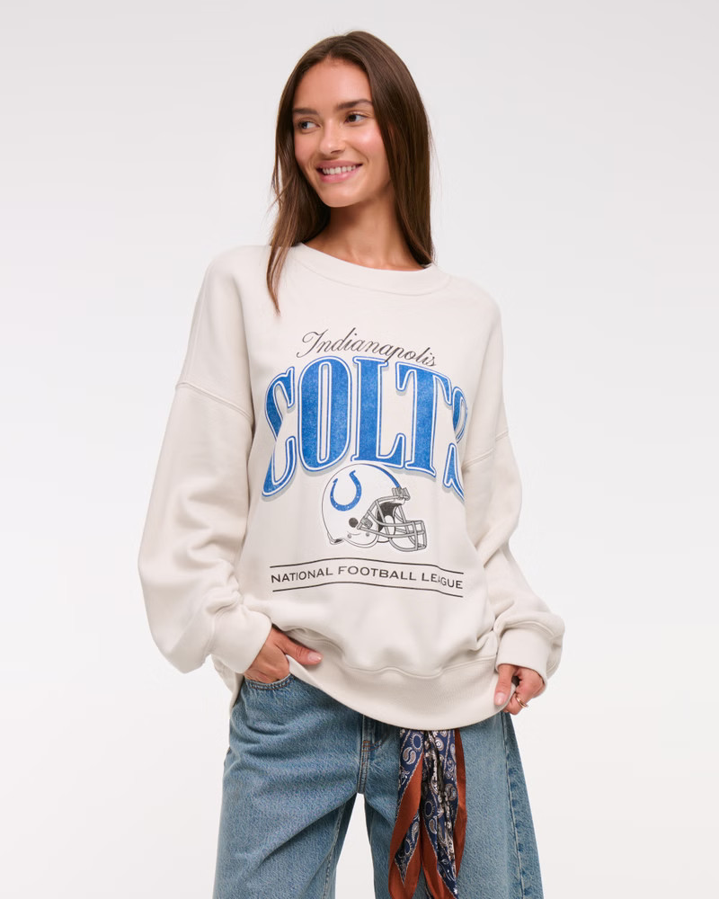 Indianapolis Colts Graphic Oversized Sunday Crew | Abercrombie & Fitch (US)