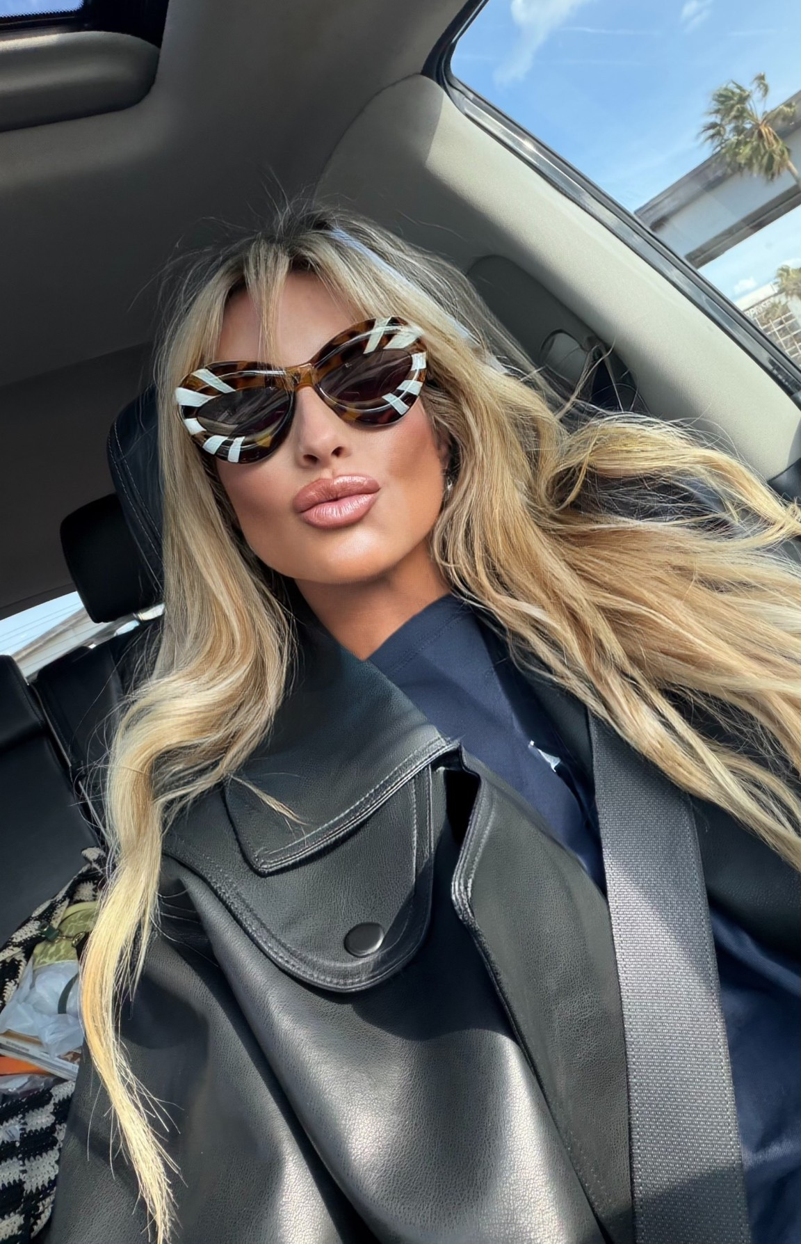 I tried to find these funky glasses for y’all and I can’t find them anywhere anymore !!!! But I linked the T-shirt and leather jacket! 

#LTKootd #LTKOver40 #LTKdayinmylife