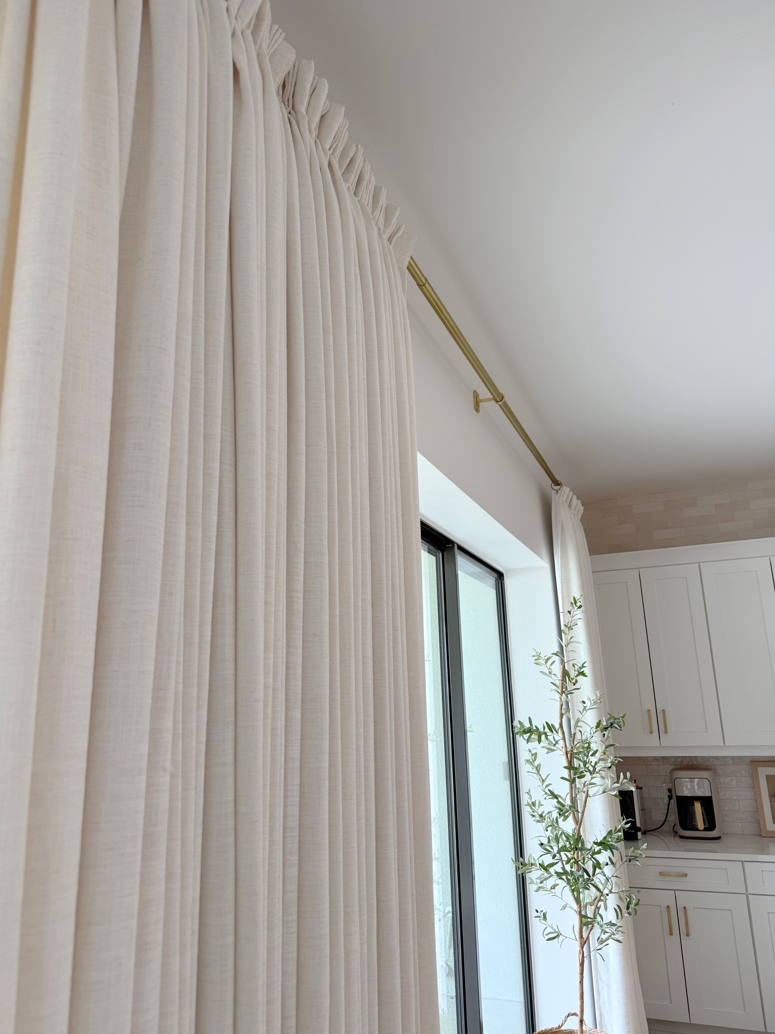 Curtain details: 

Liz Linen
Ivory White 1908-2
Triple Pleat
100 W x 109 L
Room Darkening (140 gsm) 
Memory Shape 

use my code HOUSETOHOME for 22% off your purchase


#twopages #twopagescurtains #customcurtains #customdrapes #curtains #livingroom #curtainrod #homedecor #neutralhome #cozyhome 

#LTKHome