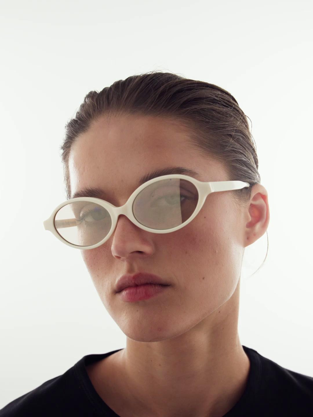 Small sunglasses | Massimo Dutti UK