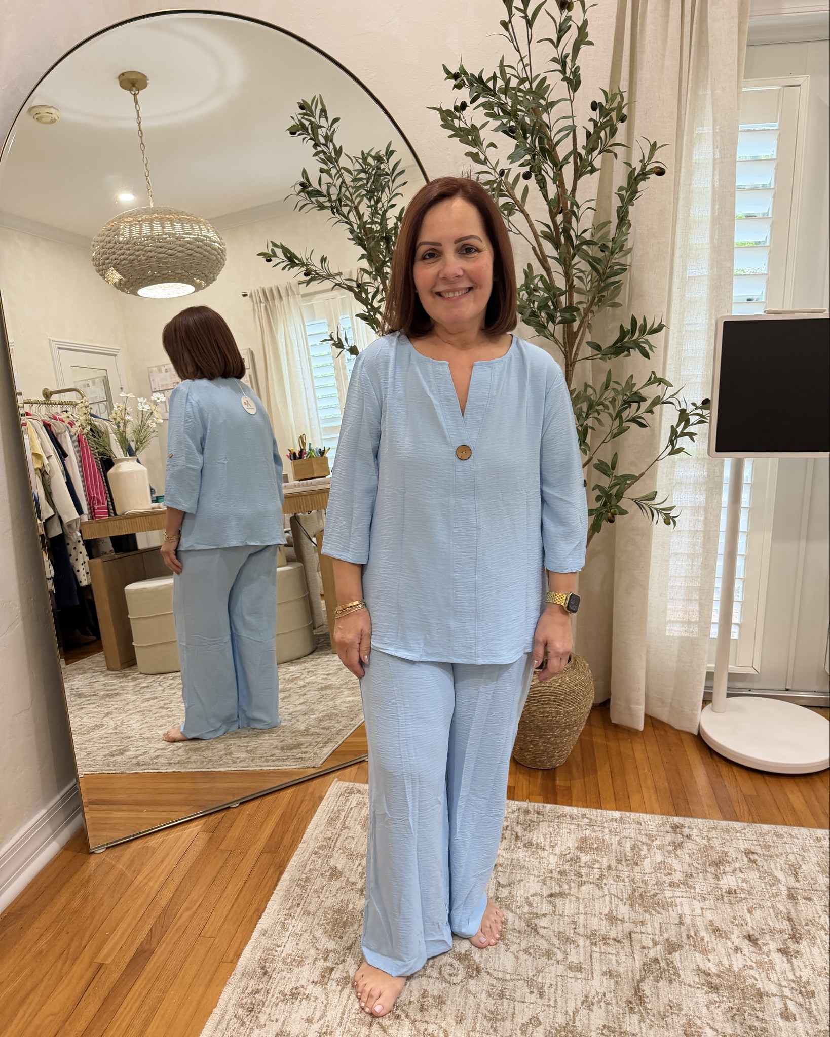 She’s wearing a medium! 

#LTKPetite #LTKOver40