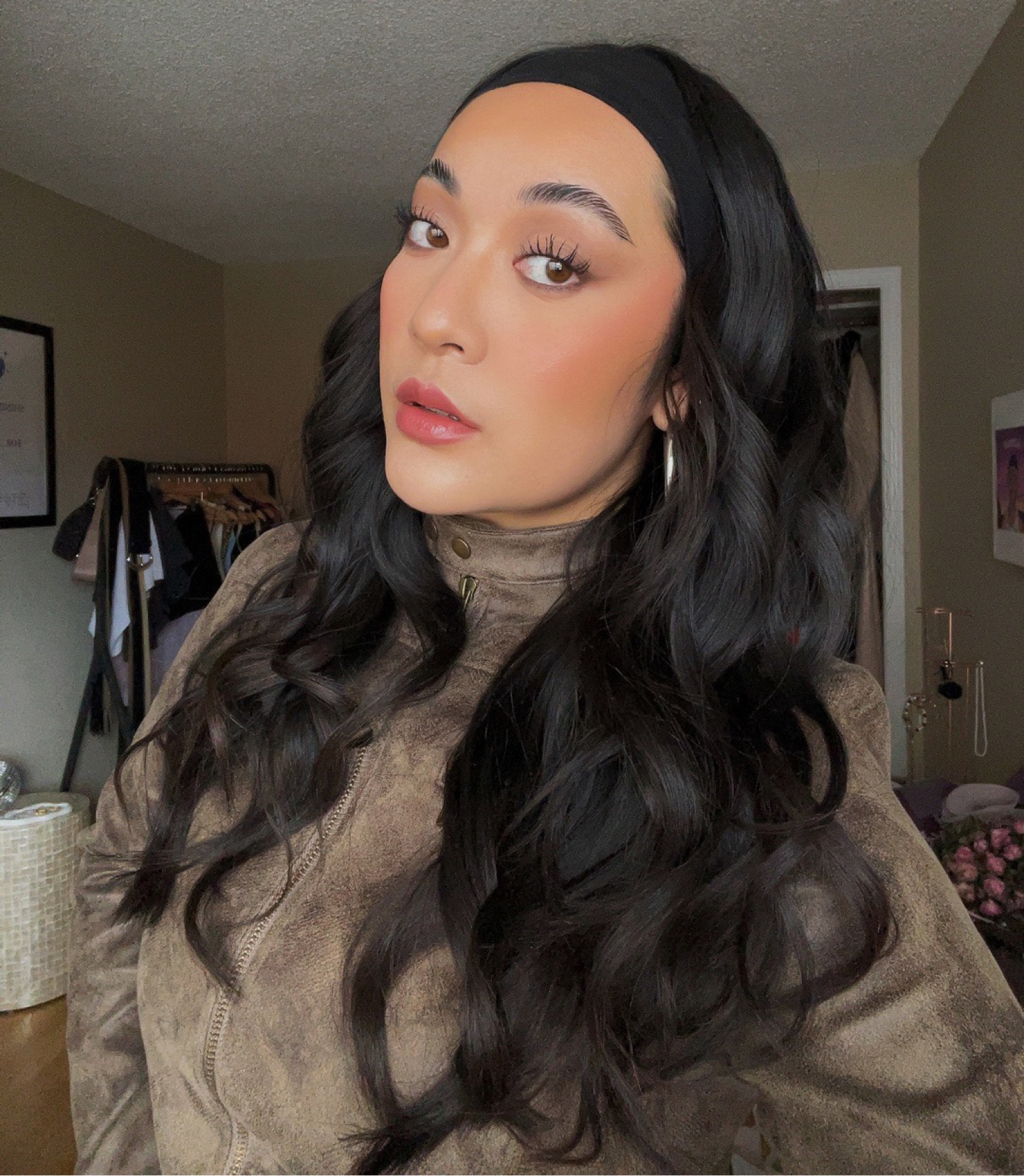 Friday glam 


#LTKfindsunder100 #LTKstyletip #LTKbeauty