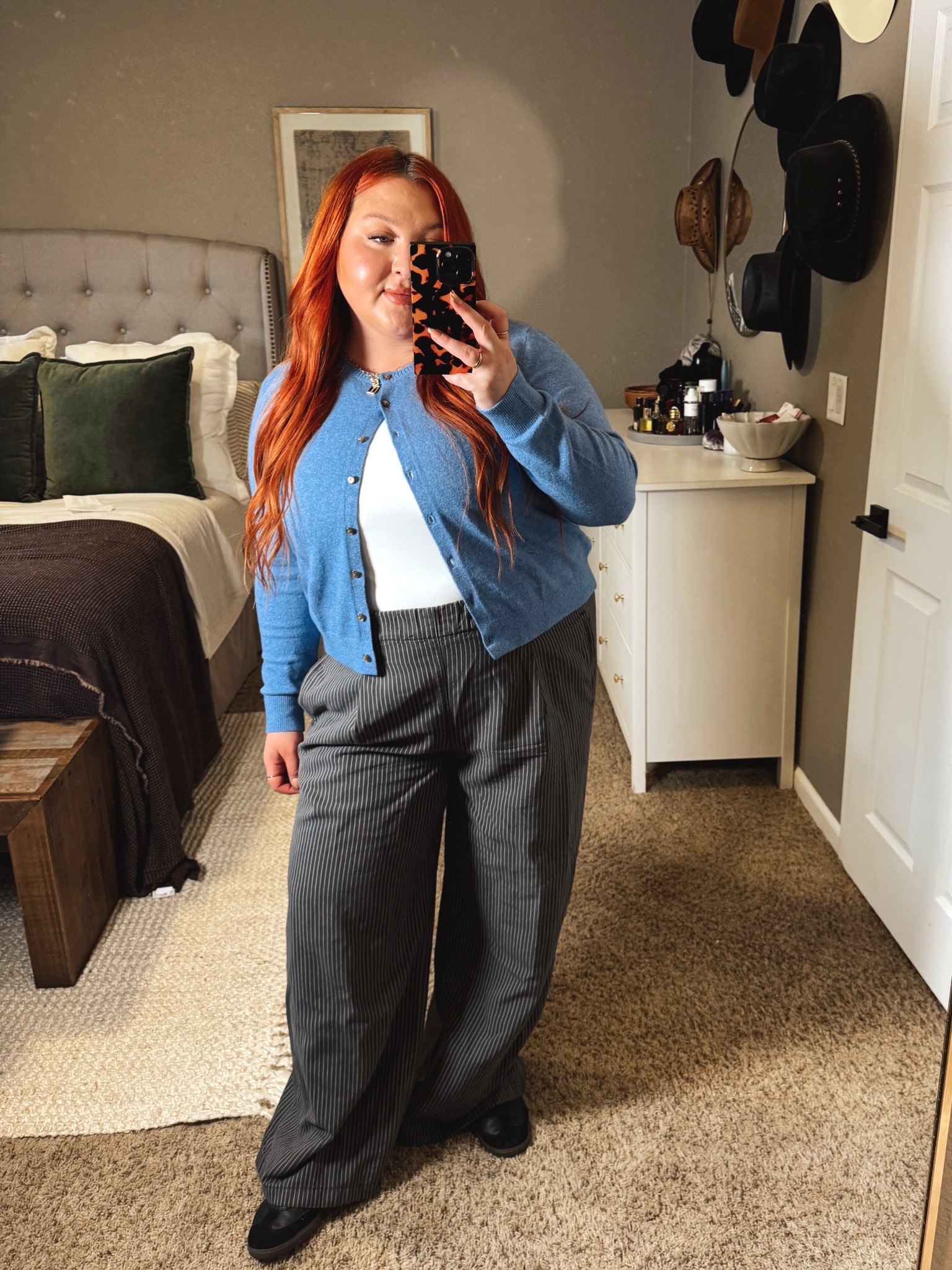 Wearing XL in pants and XXL in sweater 🖤

#LTKPlusSize #LTKMidsize #LTKootd