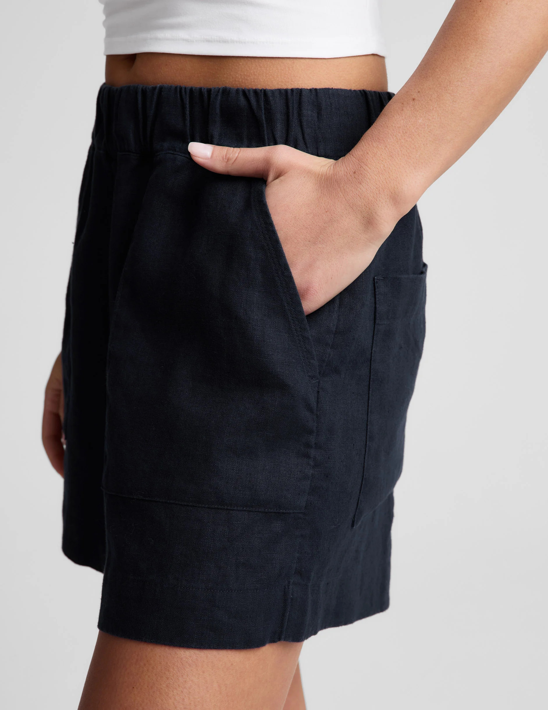 Linen Mid-Rise SoftWash Linen Shorts - Nocturnal Navy | Beyond Yoga | Beyond Yoga