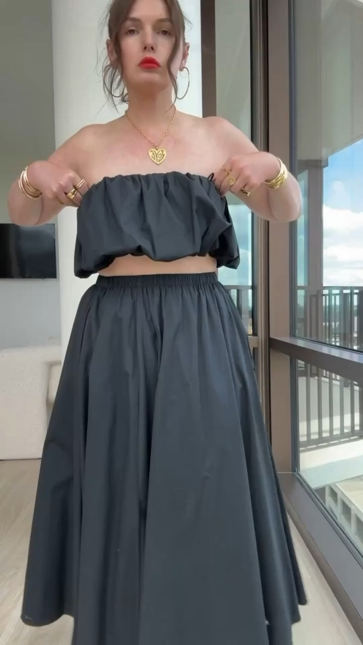 Skirt
Crop top 
Summer outfit

#LTKdayinmylife #LTKSeasonal