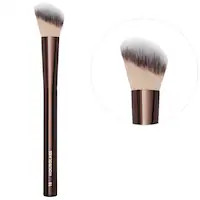No. 15 Blush Brush | Sephora (US)