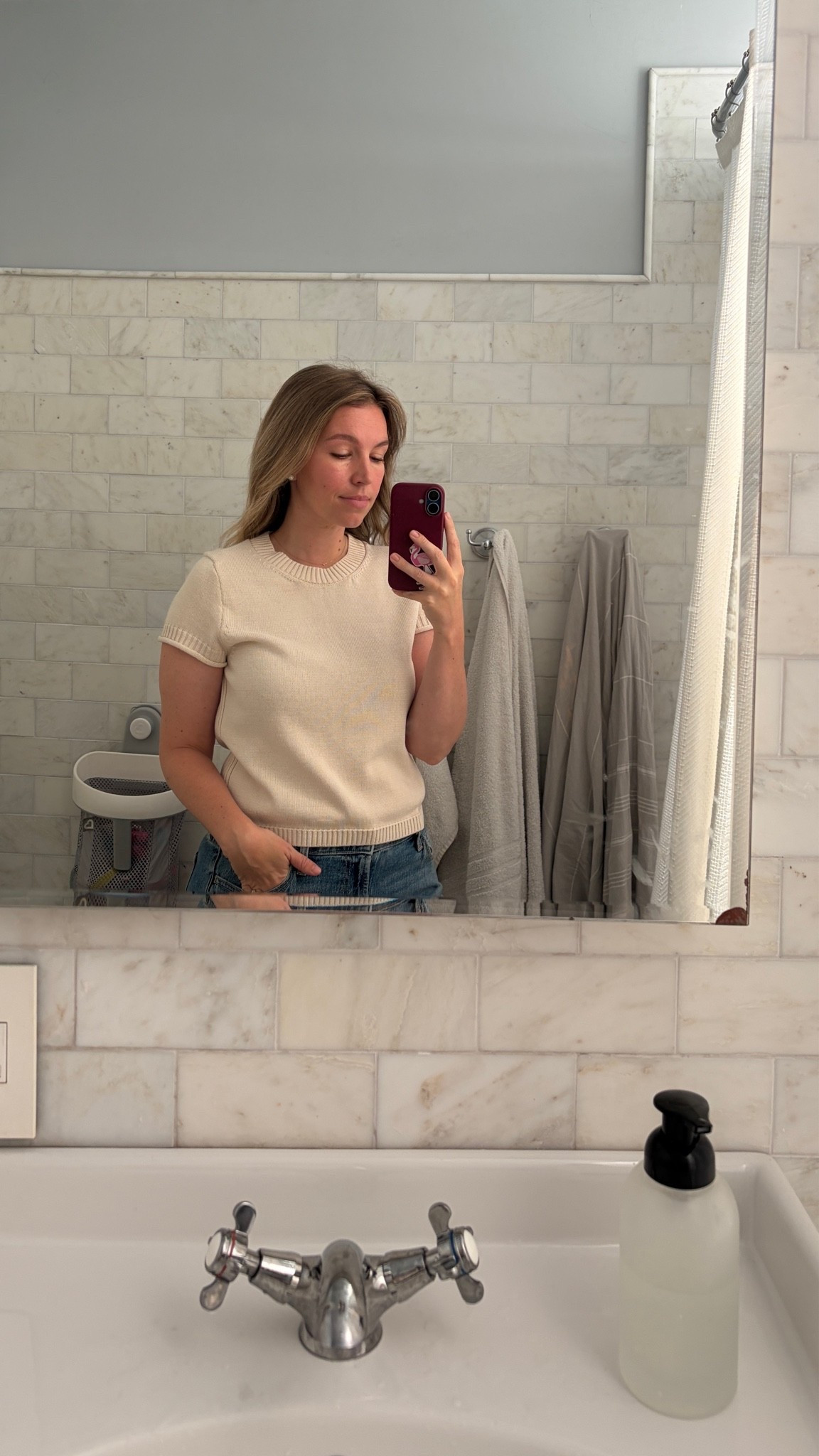 This knit tee is the one if my most worn pieces. Such a closet staple

#LTKcanada