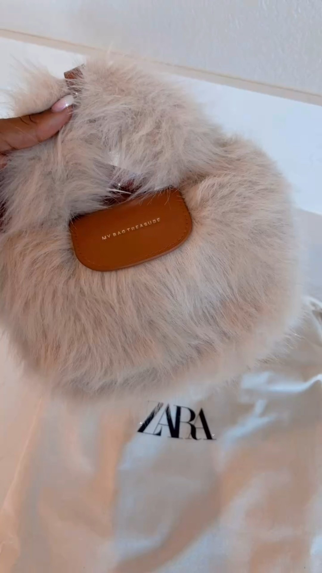 Immediate add to cart! I had to have this so adorable ❤️

#LTKStyleTip #LTKItBag #LTKFindsUnder50