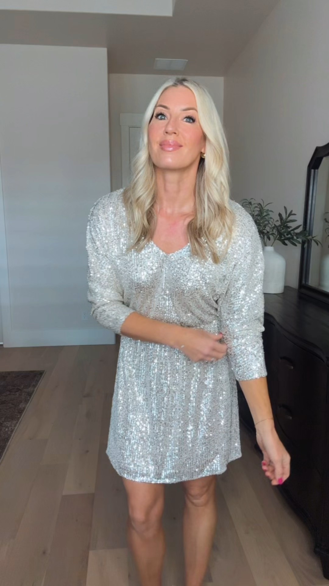 Vici Sequin dress 
New Years Dress 
Holiday outfit idea 


#LTKSeasonal #LTKOver40 #LTKHoliday