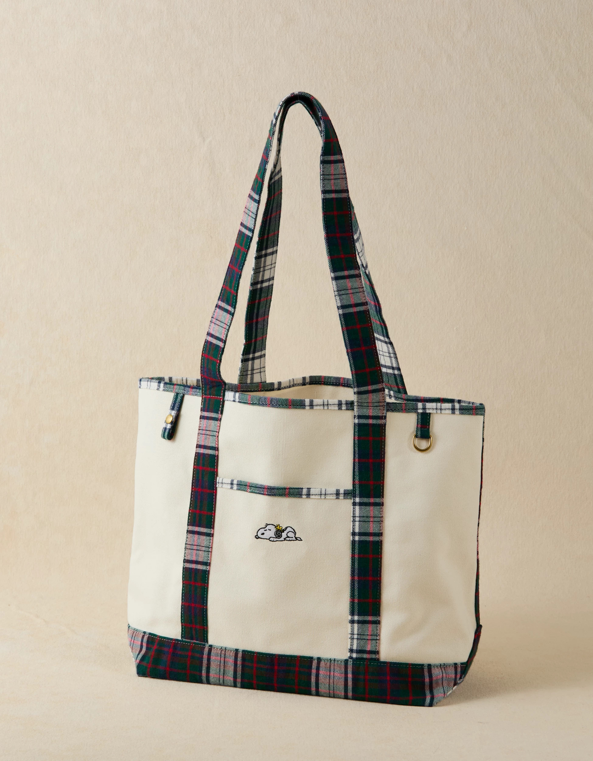 AE Off-Duty Snoopy Tote Bag | American Eagle Outfitters (US & CA)