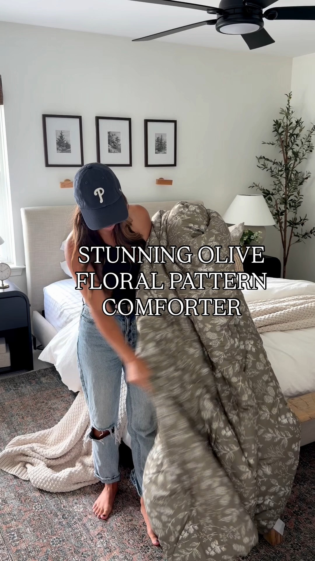 The prettiest floral comforter for giving your bedroom a cozy, collected feel 🌸🤍 Love the soft pattern and subtle pop of color—it’s perfect for transitioning into fall while still feeling light and timeless.

#bedroomdecor #floralbedding #cozyhome #bedroominspo #fallbedroom #homefinds #affordabledecor #ltkhome

#LTKHome #LTKSeasonal #LTKSaleAlert