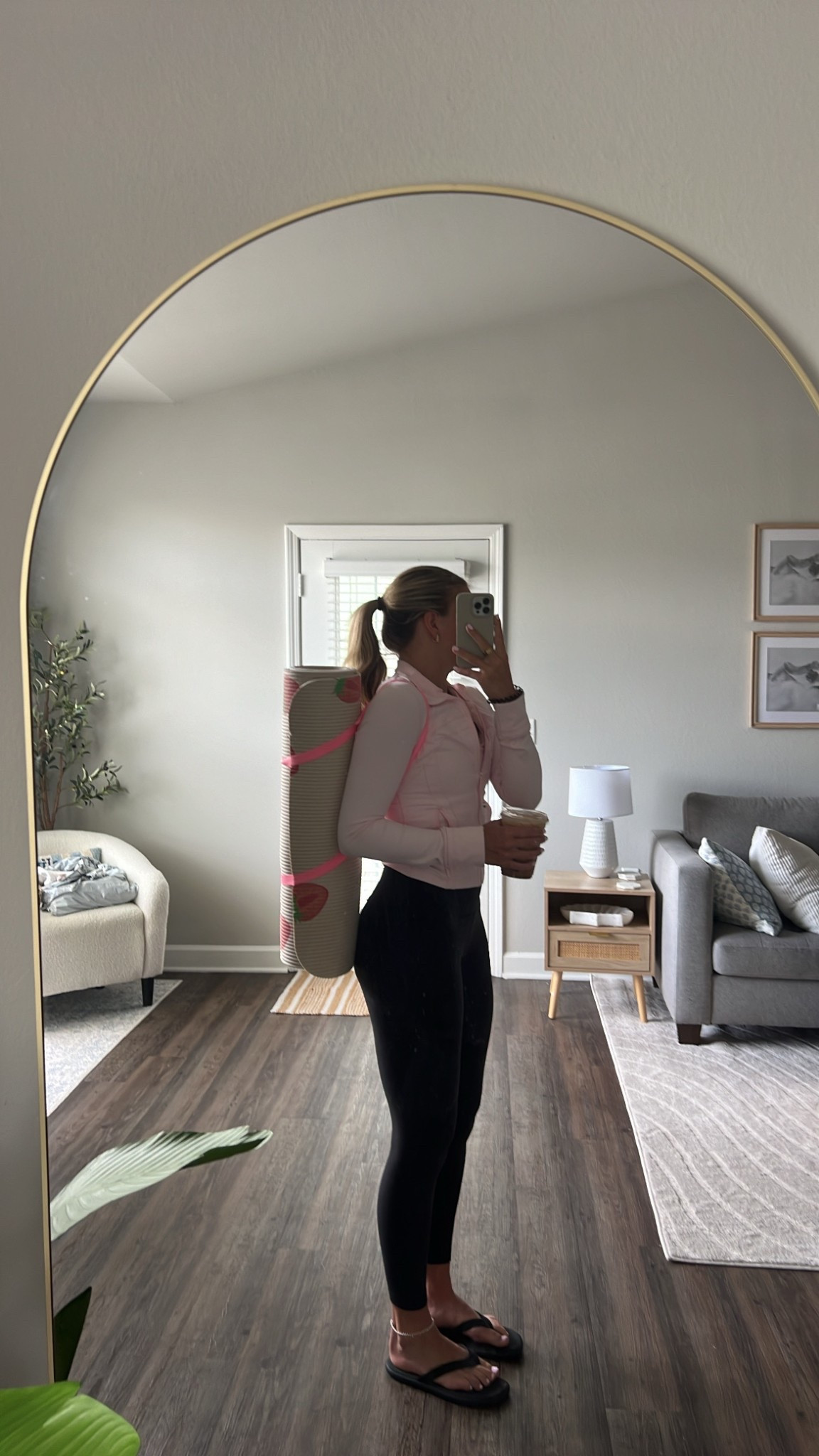 yoga outfit 💕🌸🌷🎀👚👛🩰

everything except the mat is from lululemon! yoga mat is from marshalls!

#LTKTravel #LTKActive #LTKStyleTip