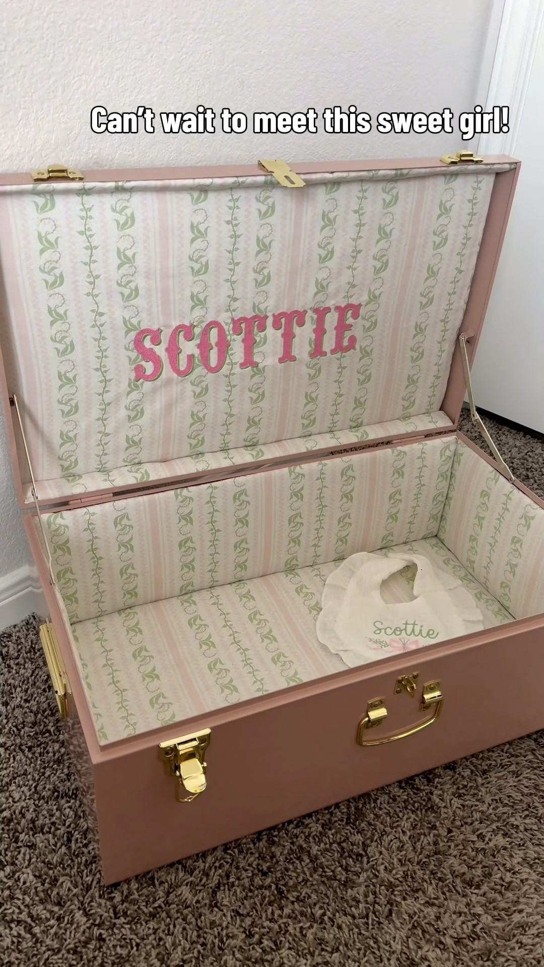 DIY heirloom trunk 💗 girlie fabric