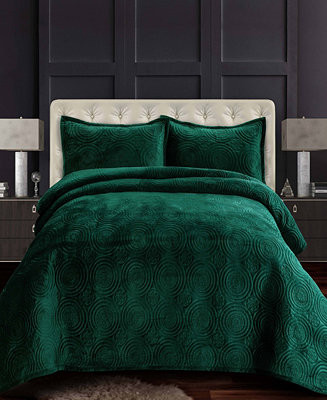 Capri Medallion Velvet Oversized Solid 3 piece Quilt Set, King | Macy's