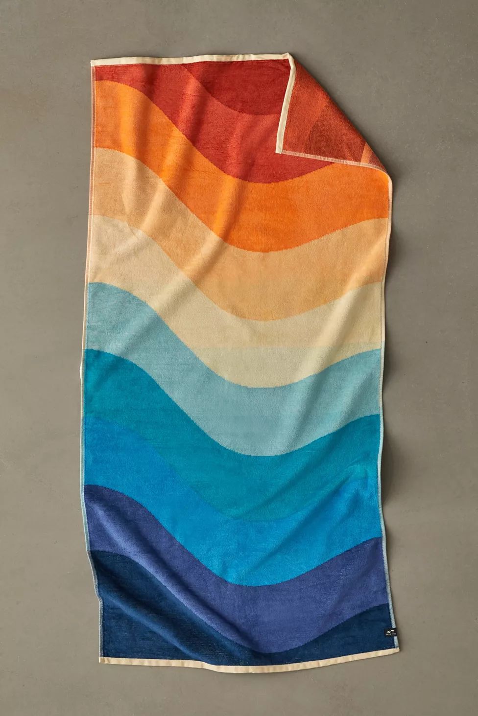Slowtide Shores Beach Towel | Urban Outfitters (US and RoW)