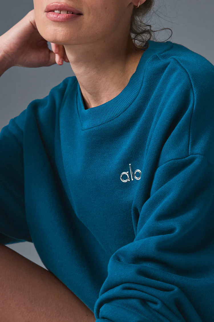 Accolade Crew Neck Pullover - Black | Alo Yoga (US)