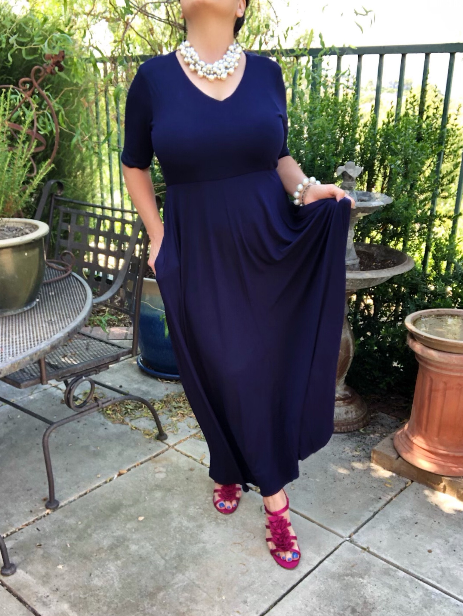 Maxi dress~ so versatile! #maxidress #weddingguest #summer #navy #datenight #lillypulitzer #lulus #pinkshoes #dress #necklace 

#LTKFind #LTKshoecrush #LTKstyletip