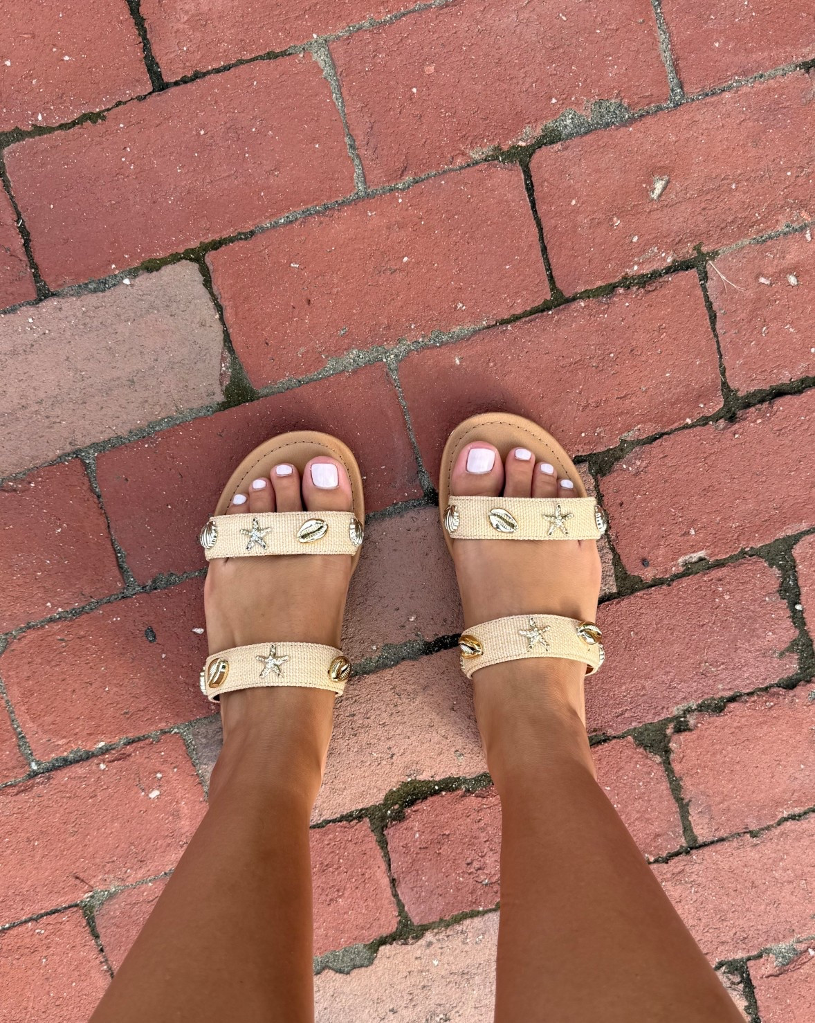 #sandal #flats #newenglandstyle

#LTKSeasonal #LTKFindsUnder50 #LTKShoeCrush