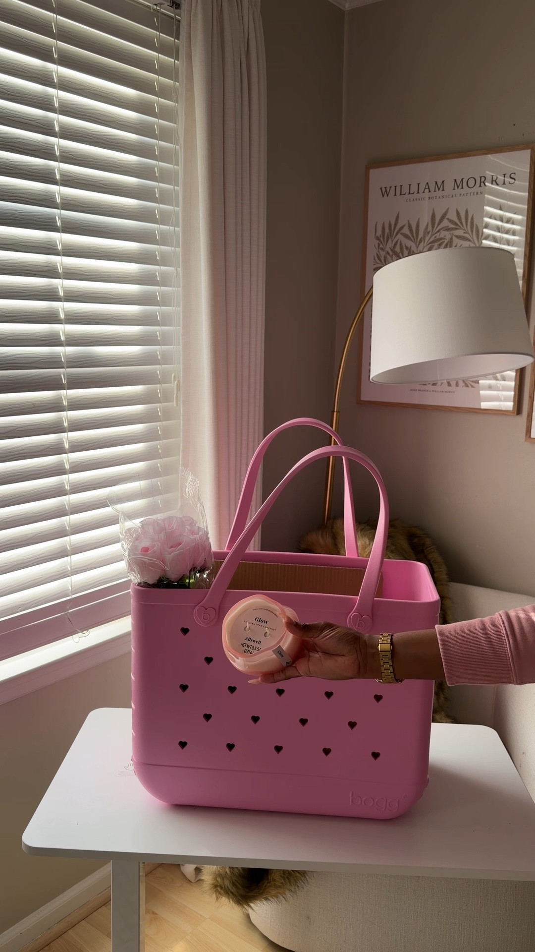 Check out this cute bogg bag for Valentine’s Day #boggbag 

#LTKValentine #LTKmomlife #LTKselfcare