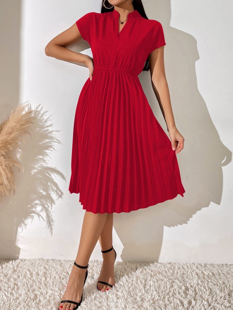 Pleated Hem Notched Neckline A-line Dress | SHEIN