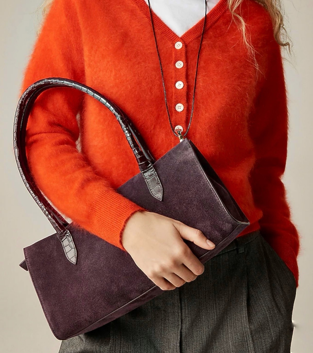 Sweater and suede bag, winter outfit 

#LTKSeasonal #LTKMidsize #LTKOver40