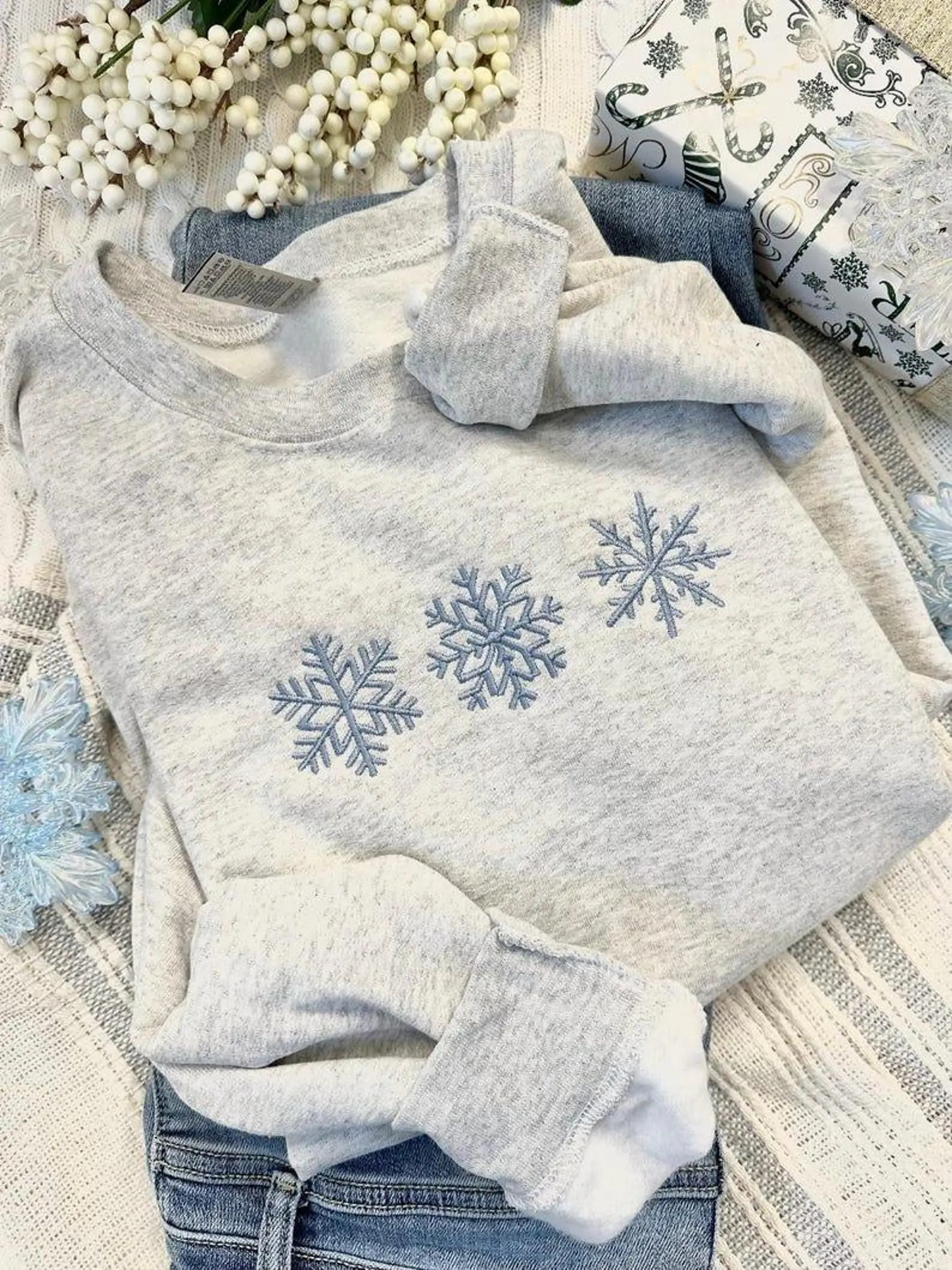 Embroidered Snowflakes Sweatshirt - Simple Winter Crewneck - Cozy Winter Sweatshirt - Minimalist ... | Etsy (US)