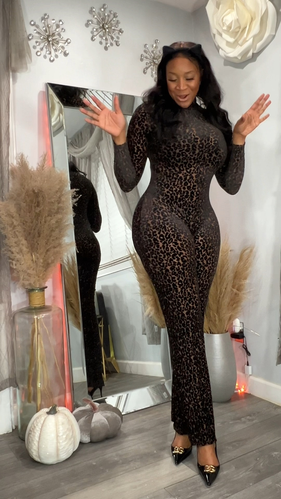 I turned this outfit into my Halloween outfit, but you can wear this on a date night! Super stretchy and about 34 inches inseam. I’m wearing a size large.

#LTKTall #LTKSeasonal #LTKStyleTip