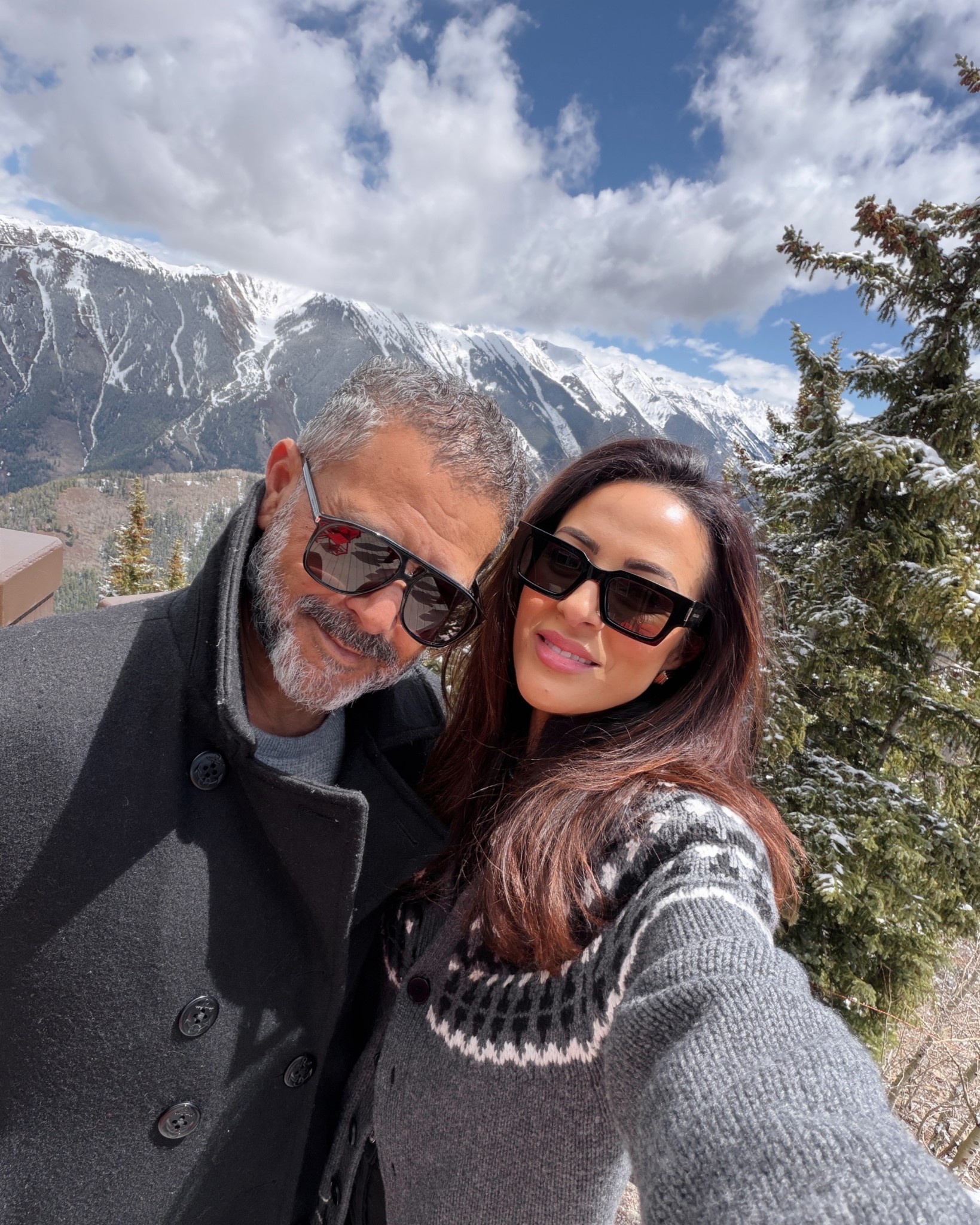 Last few hours in Aspen, we went up to the mountain top and then went shopping! 🖤

#LTKSeasonal #LTKOver40 #LTKstorytime