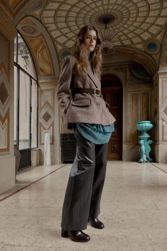 BLAZER MIT FISCHGRÄTMUSTER UND GÜRTEL | Zara DE