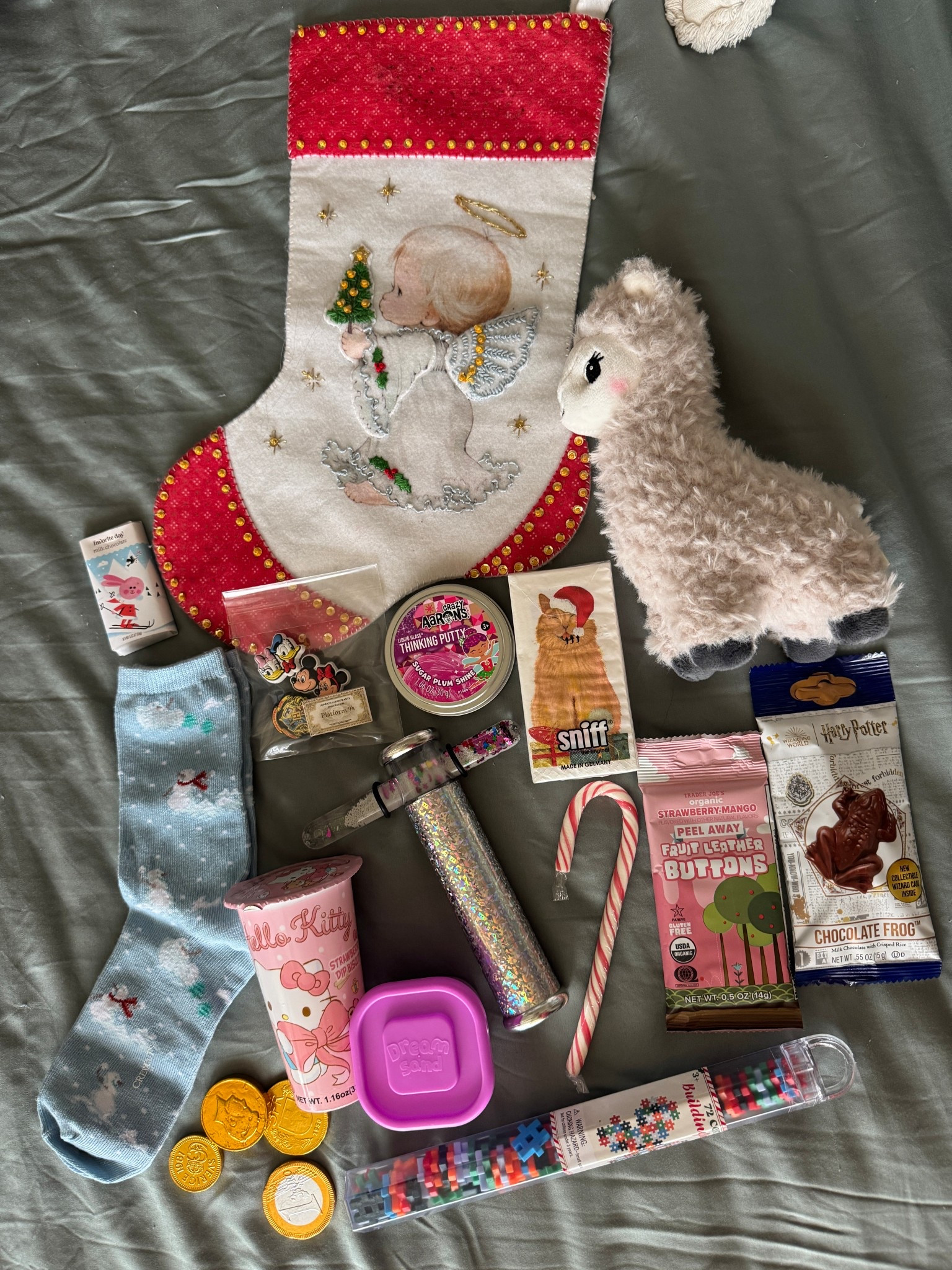 What’s in my 9 year old’a stocking 🎀

#LTKSaleAlert #LTKGiftGuide #LTKHoliday