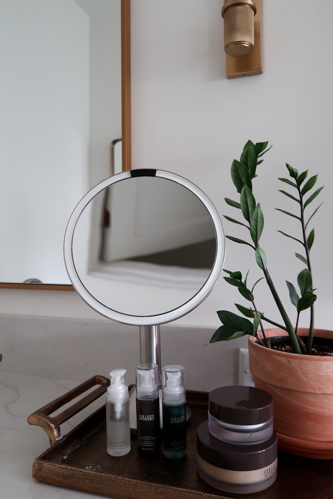 Nordstrom Sale - What I bought 

My vanity mirror got an upgrade with this Simple Human touch mirror. It’s rechargeable and with the touch feature, you can control the brightness level. The mirror swivels and provides 5x magnification for detail, while still viewing your entire face at once. I will probably return it.: (

#LTKxNSale #LTKSaleAlert #LTKHome