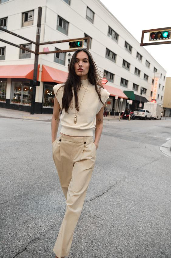 KNIT TOP WITH PADDED SHOULDERS | Zara UK