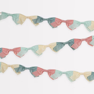 Meri Meri Velvet Bow Garland (7.5' with excess cord - Pack of 1) | Target