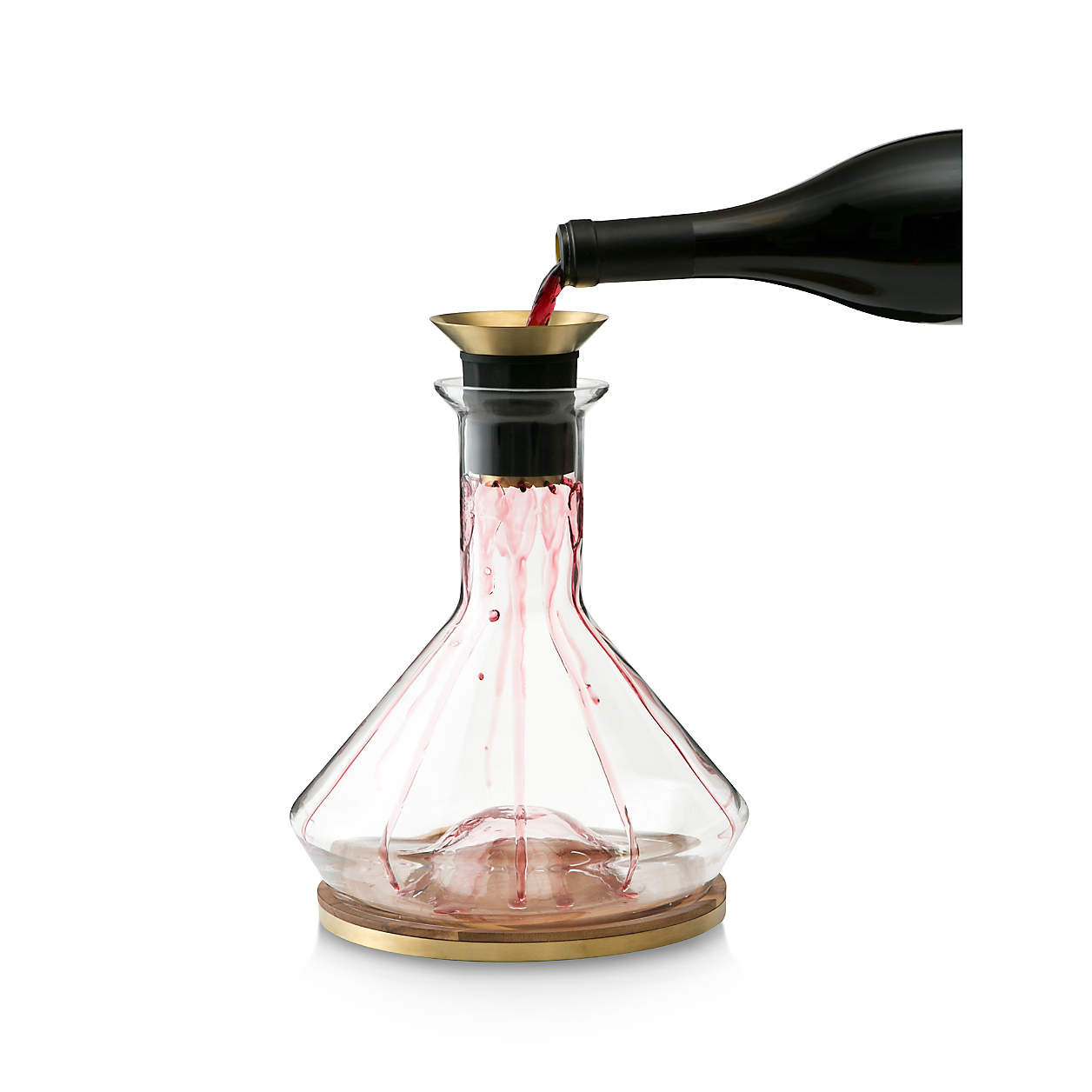 Rabbit RBT Wine Decanter + Reviews | Crate & Barrel | Crate & Barrel