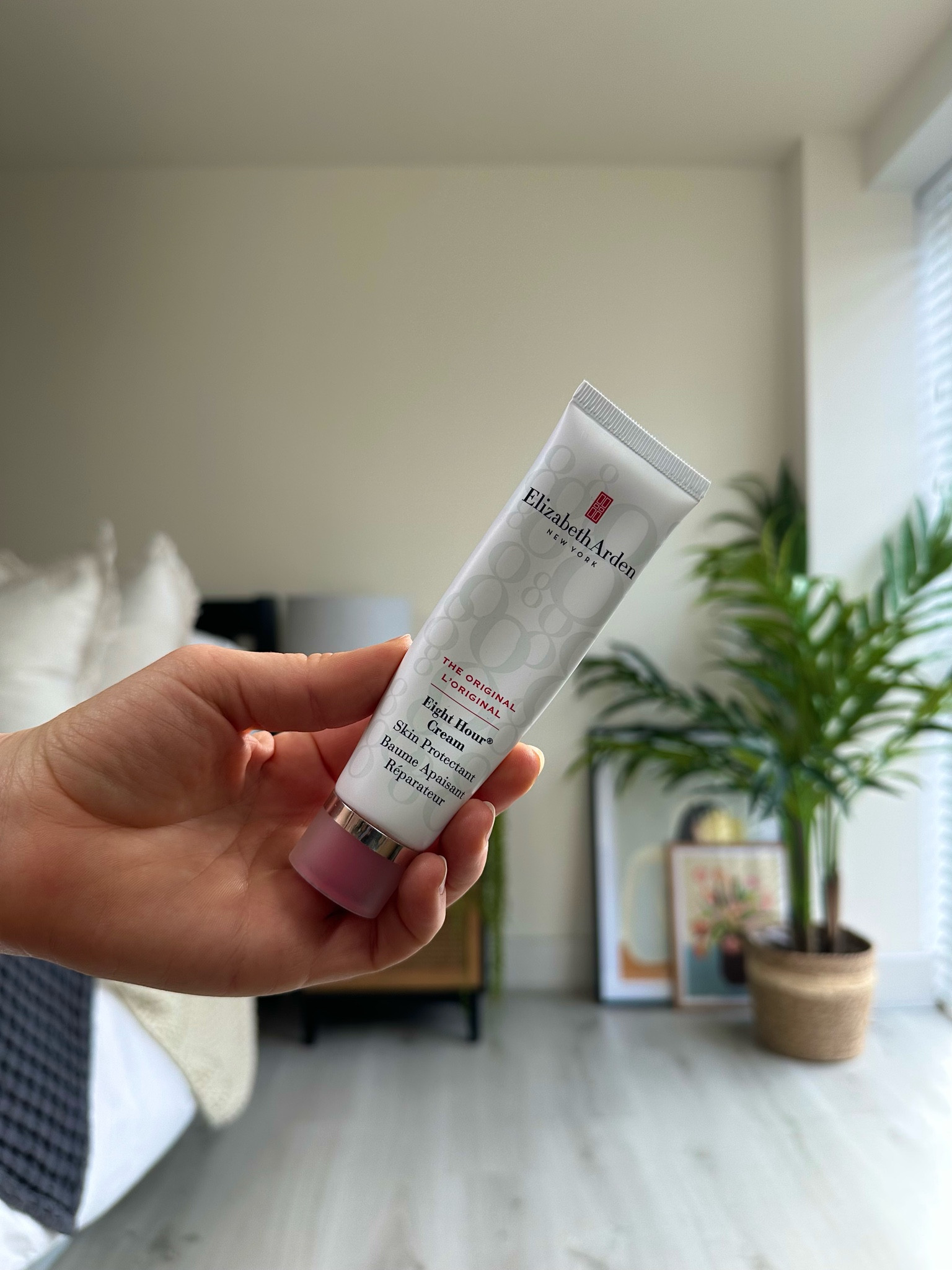 My holly grail #elizabetharden #8hourcream

#LTKgiftguide #LTKstyletip #LTKbeauty