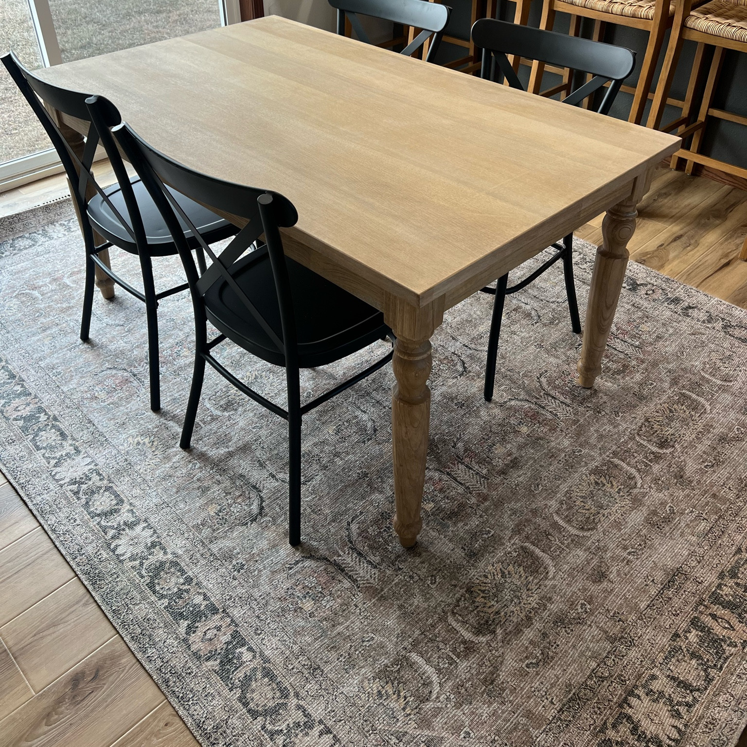 Love this rug!! On sale at such a good price



#LTKHome #LTKSaleAlert