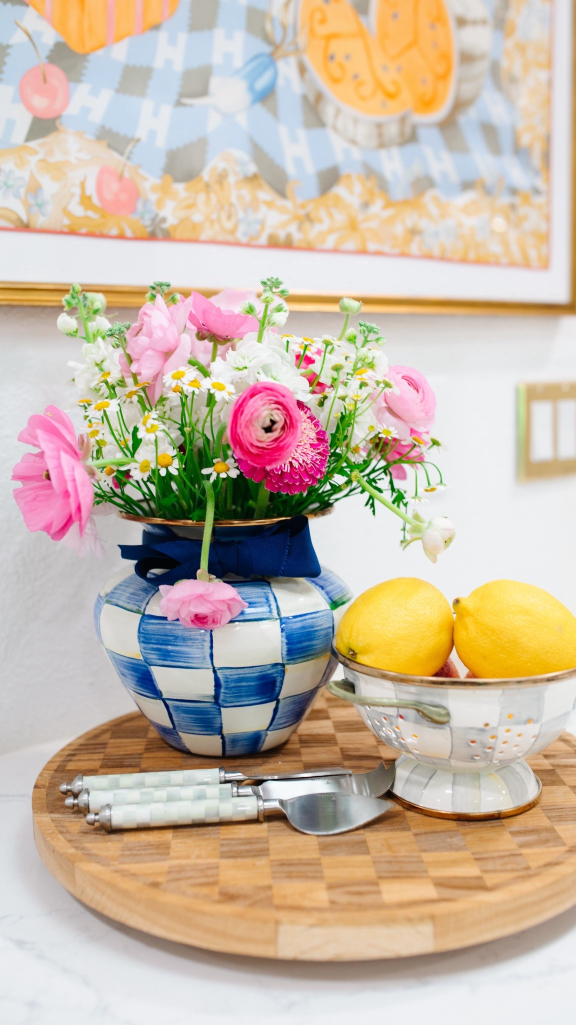Mackenzie childs, home decor, smiles and pearls, enamel vase


#LTKdayinmylife #LTKHome #LTKMidsize