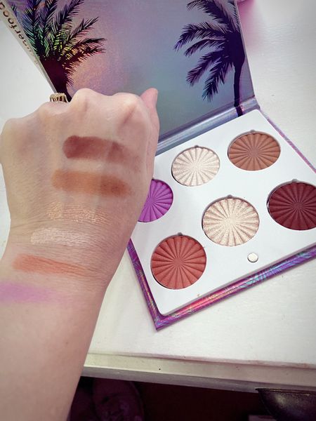 The Bienvenidos a Miami Face Palette! Includes 2 bronzers, 2 blushes, & 2 highlights. Code “SHER20” for 20% off! 

#LTKbeauty