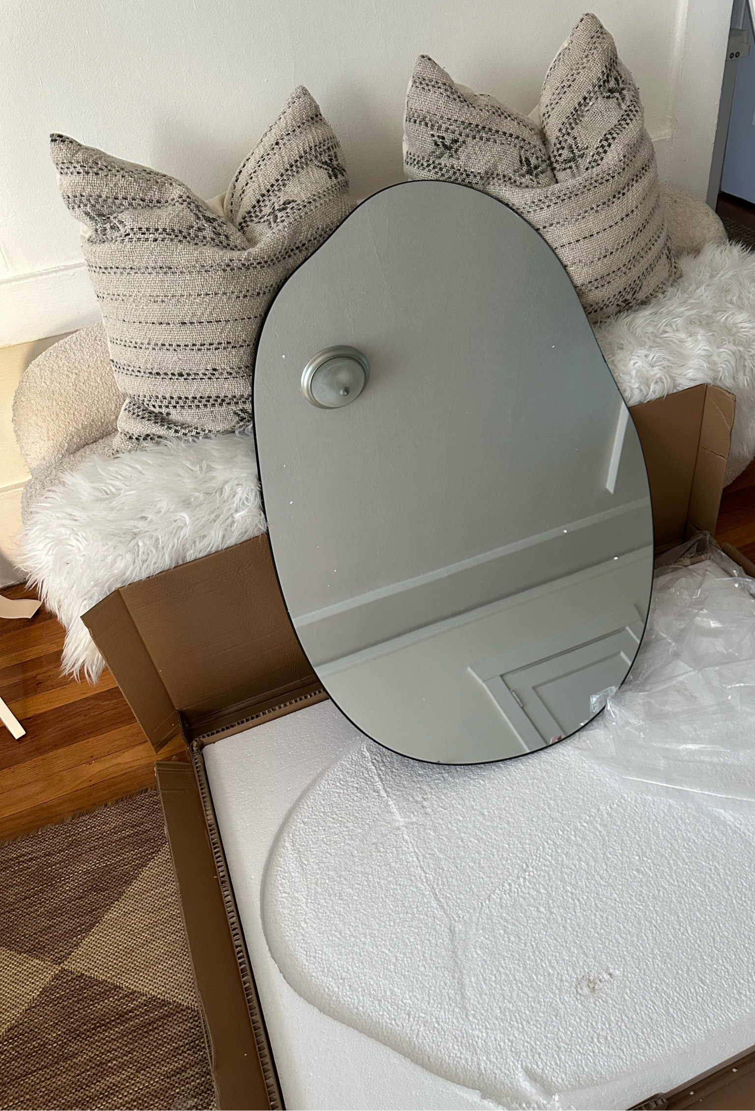 New living room mirror! I purchased the 26 x 38

#LTKhome #LTKfindsunder100