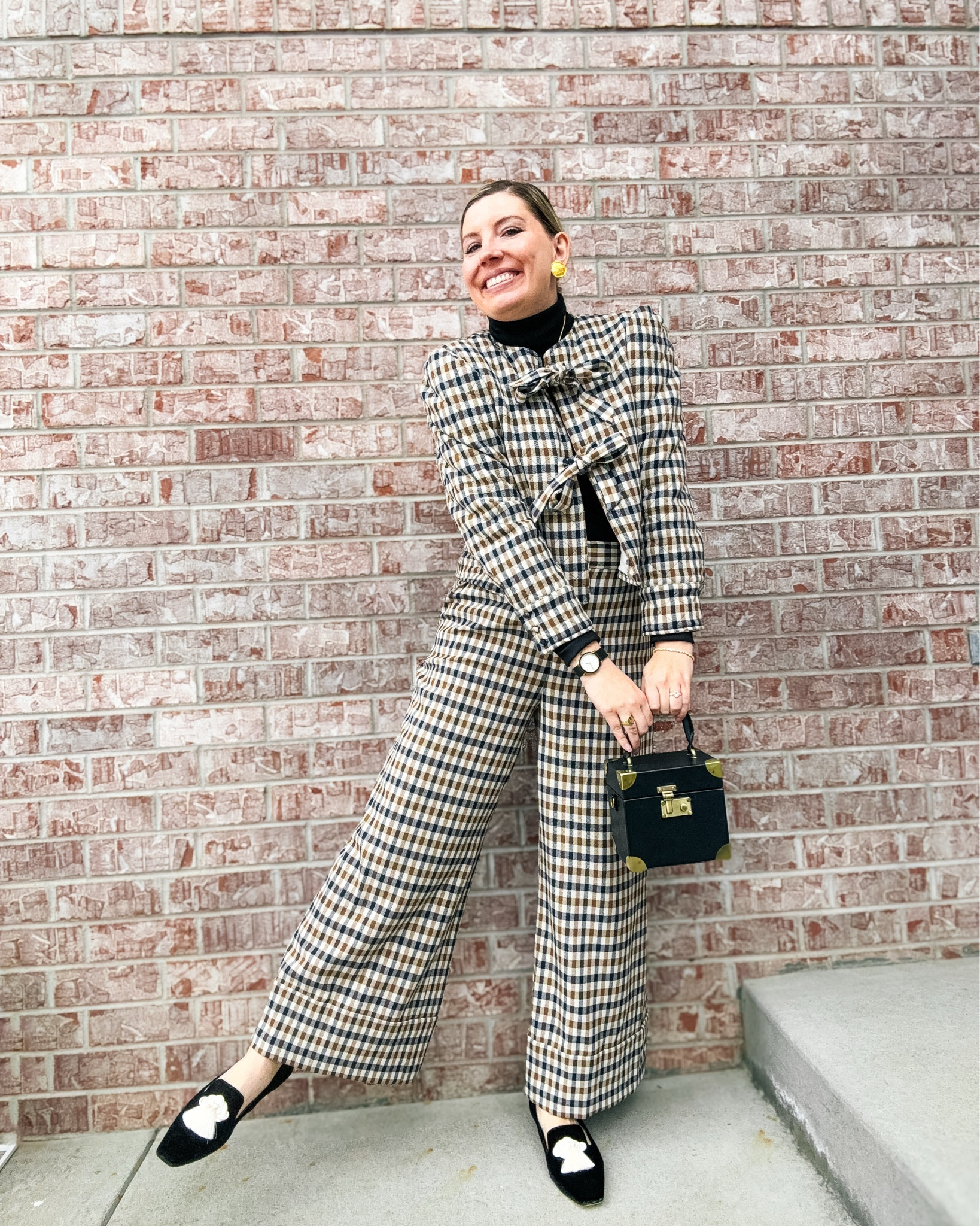 Look 12 - The Coco Cabana ☕️ 
A curated style series

This look is from one of my faves from the  Dillard’s fall collaboration last year. I truly love it just as much now as I did the day I first spotted it. It’s one of those timeless pieces that feels special every single season, and I fully expect I’ll be reaching for it a year from now too. 

I’ve linked some current faves from this year’s fall collection (plus a few secondhand finds from this exact look) over on LTK.

✨ About Coco Cabana:
This capsule is all about bringing Palm Beach polish into fall with bold black and whites, classic texture and pops of colors. My capsules are curated around my most recent trend hyper-focuses. 😉 ✨

Jacket & Pants -Dillards - Antonio Melani (2nd hand options linked)
Shoes - Dillards - Antonio Melani
Sweater - Express (similar linked)
Bag - Dillards (2nd hand linked)
Earrings - Vintage Givenchy (linked)
Necklace - LV lock on chain (linked)
Bracelet - Rocksbox
Watch - Tory Burch

#LTKStyleTip #LTKSaleAlert #LTKSeasonal