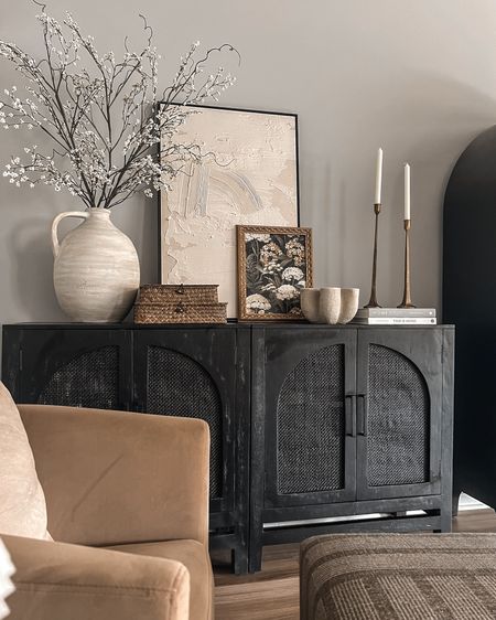 Sideboard styling✨

Living Room | Console Styling | Spring Decor | Faux Stems | Pottery Barn Vase | Wall Art | Decorative Bowl | Decorative Boxes | Cabinets

#LTKStyleTip #LTKHome